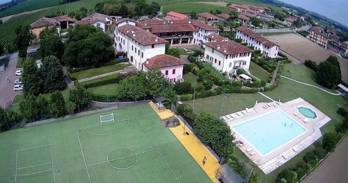 דסנזאנו דל גארדה Wendy Apartment- Twobedroom & Pool & Parkprivatefree & Sports מראה חיצוני תמונה